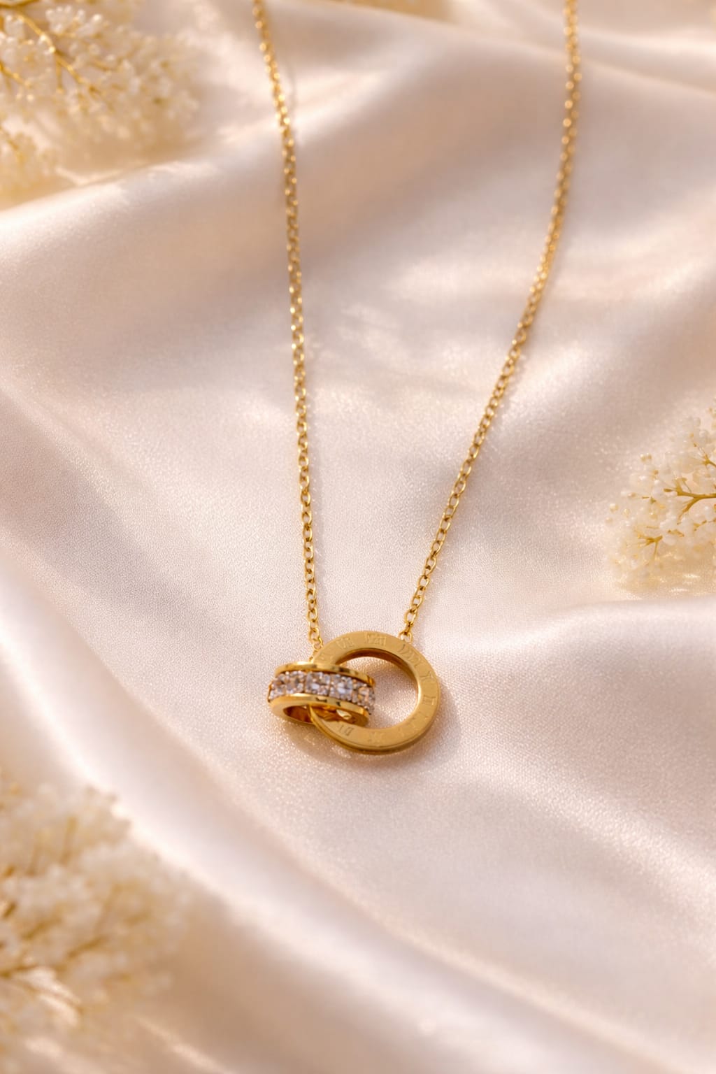 Eternity Roman Numerals Interlocking Rings Necklace,Infinity Necklace,Linked Circles Necklace,Minimalist and Elegant graduation gift - Image 3